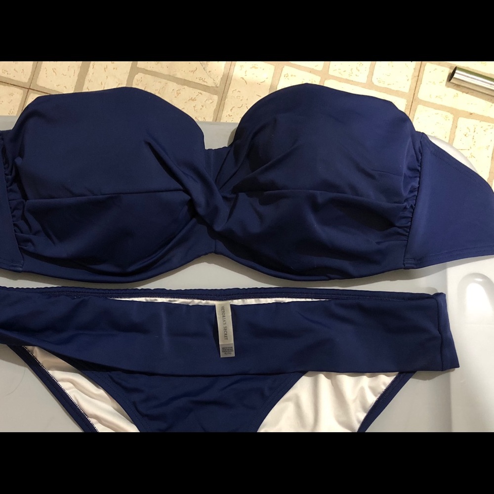 Bikini bottom with strapless bandeau top.